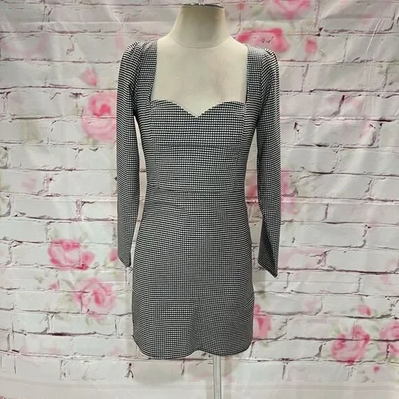 Abercrombie & Fitch Women's Long Sleeve Black /White Gingham Plaid Dress XS NWT - Picture 3 of 12